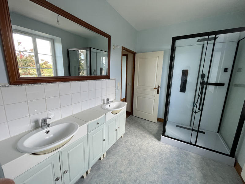 Maison - 166 m² - 6 pièces