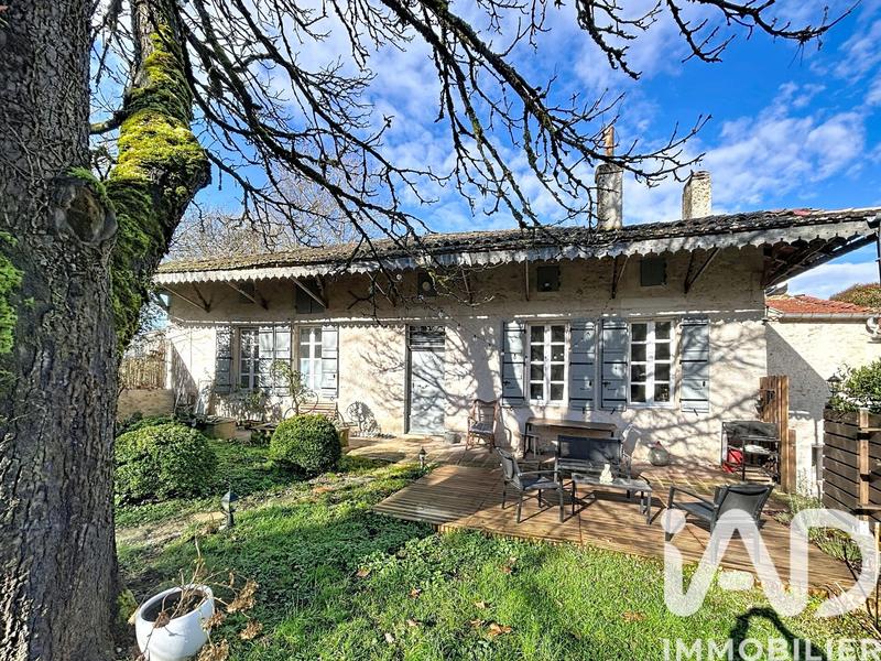 Maison - 465 m² - 15 pièces