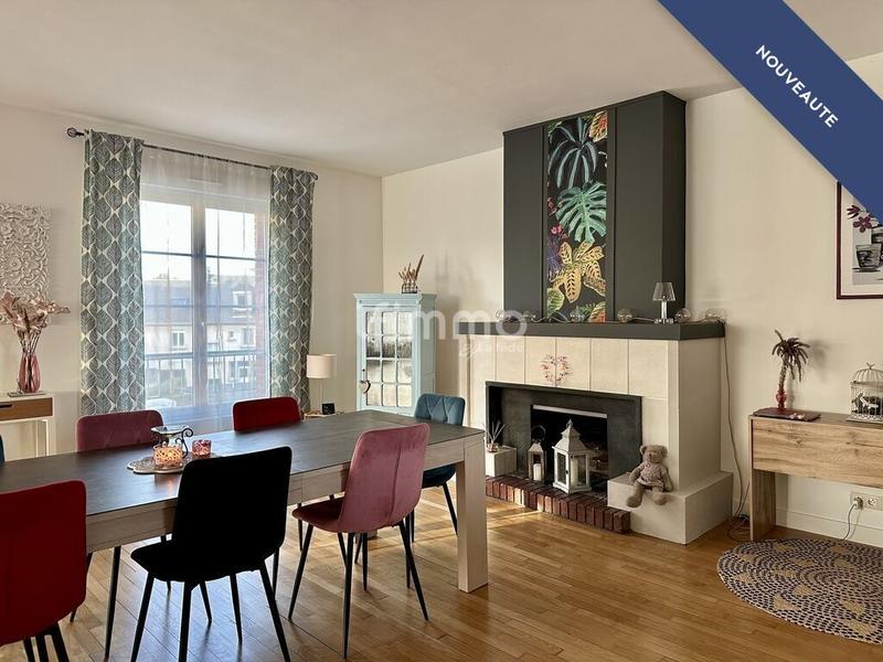 Duplex - 247 m² - 8 pièces