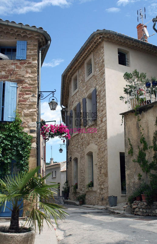 Maison - 138 m² - 5 pièces