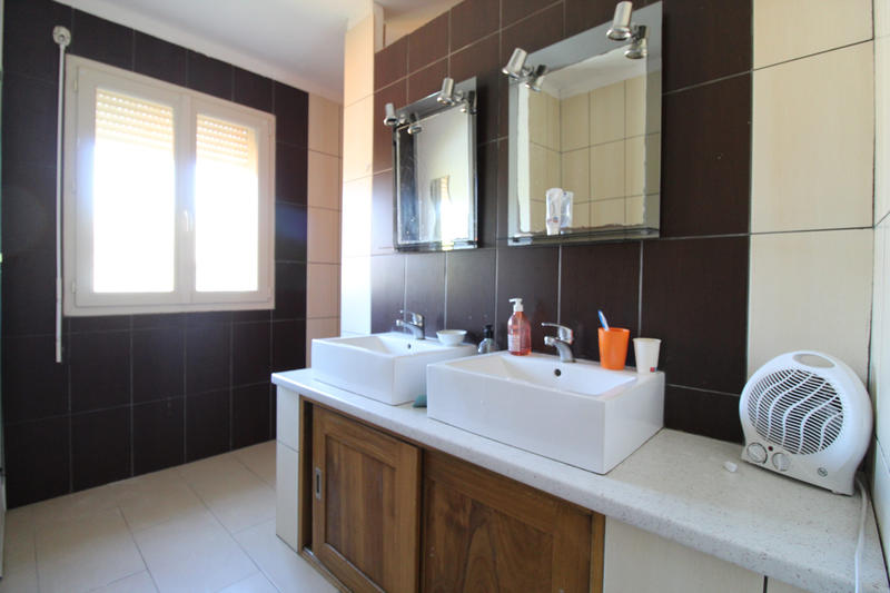 Maison - 142 m² - 6 pièces