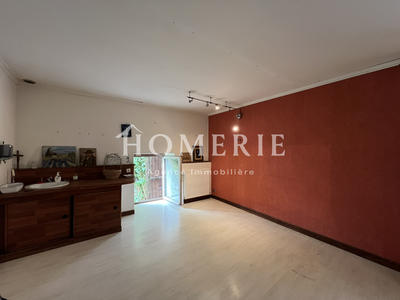 Maison de village - 253 m² - 10 pièces