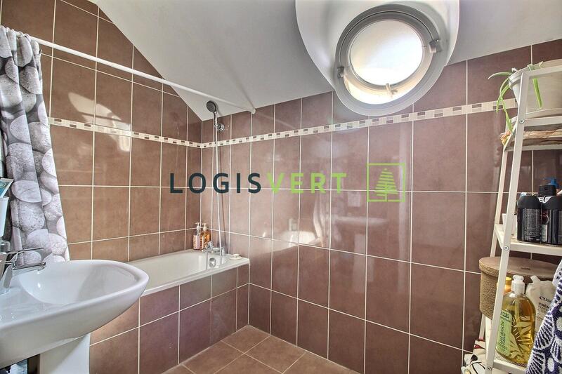 Maison - 145 m² - 7 pièces