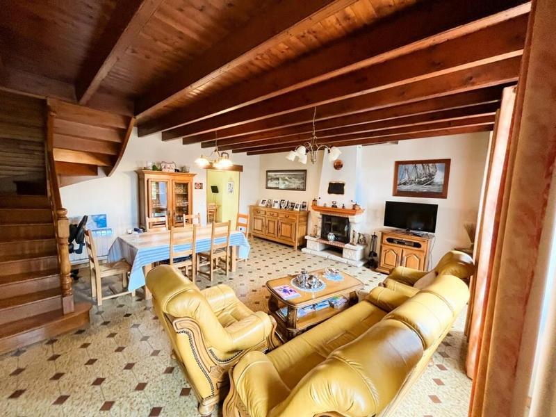 Maison - 153 m² - 6 pièces