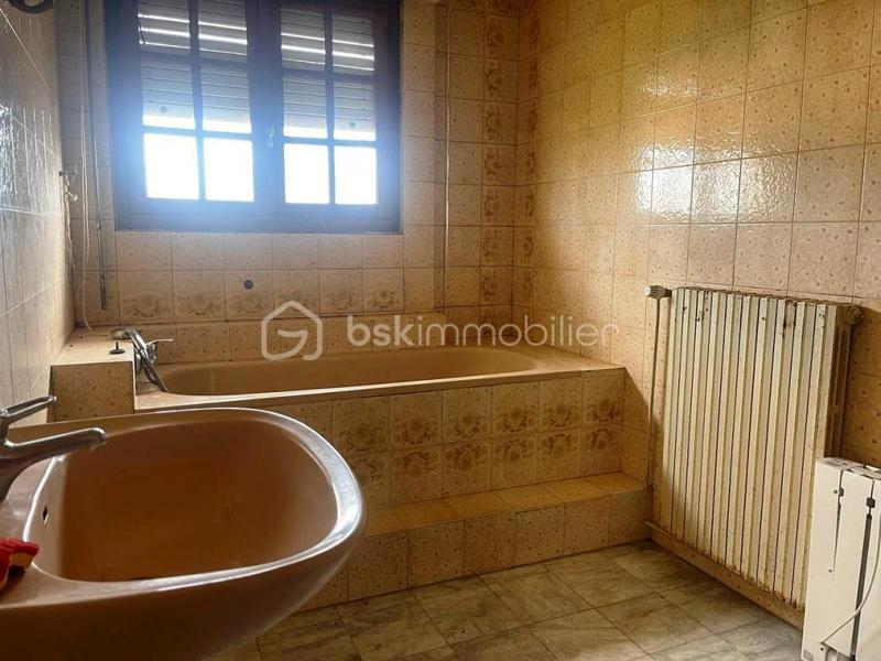 Maison - 152 m² - 7 pièces