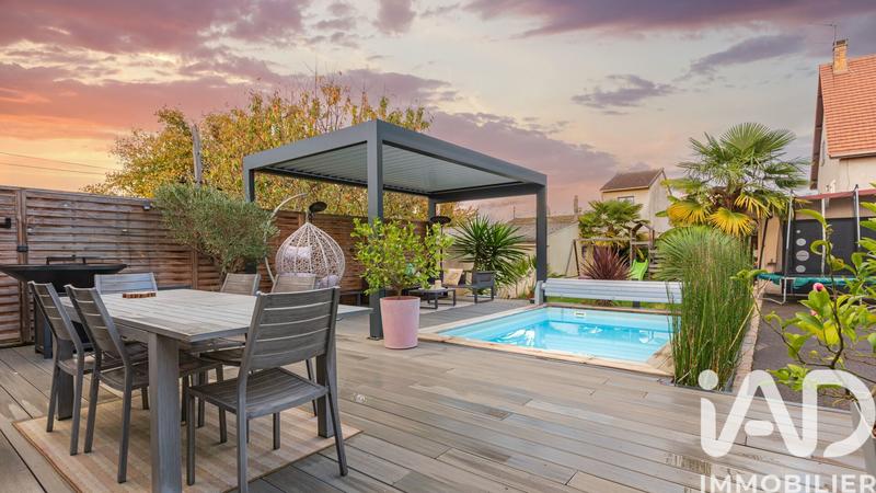 Maison - 135 m² - 7 pièces