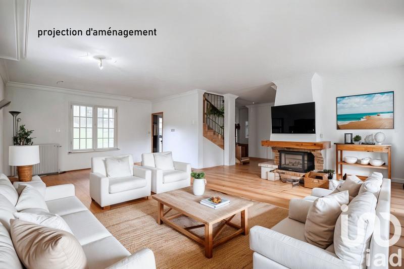 Maison - 205 m² - 5 pièces