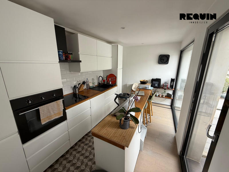 Maison - 102 m² - 6 pièces