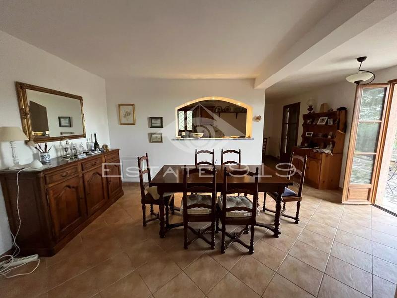 Villa - 160 m² - 6 pièces