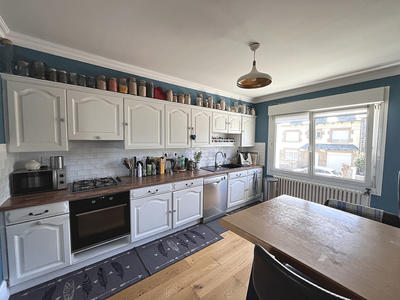 Maison - 160 m² - 5 pièces