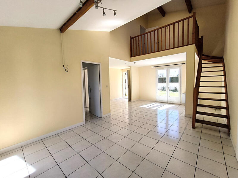 Maison - 95 m² - 4 pièces
