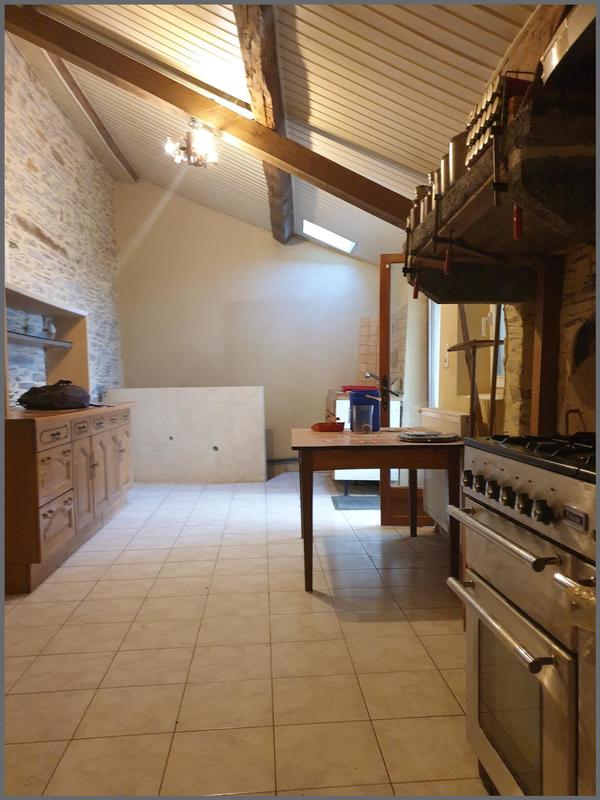 Maison - 211 m² - 8 pièces