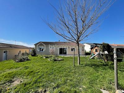 Maison - 106 m² - 6 pièces