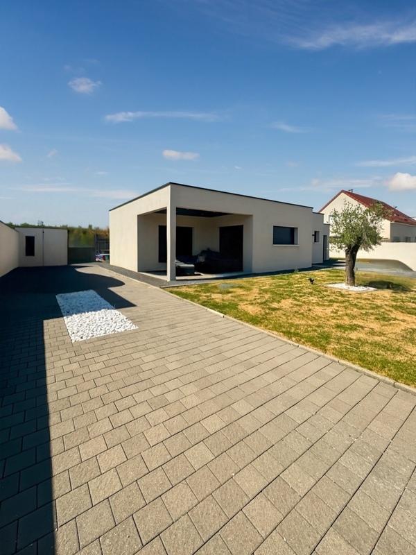 Maison - 130 m² - 5 pièces