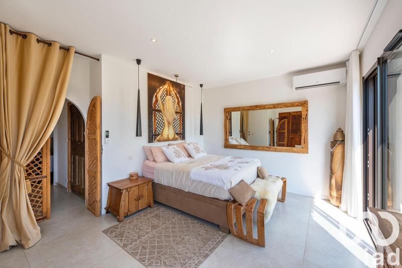 Maison de maîtres - 185 m² - 6 pièces