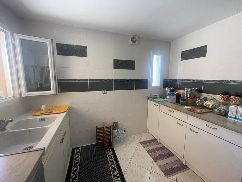 Villa - 384 m² - 8 pièces