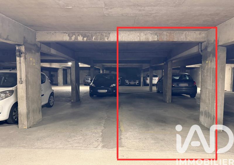 Parking - 12 m²