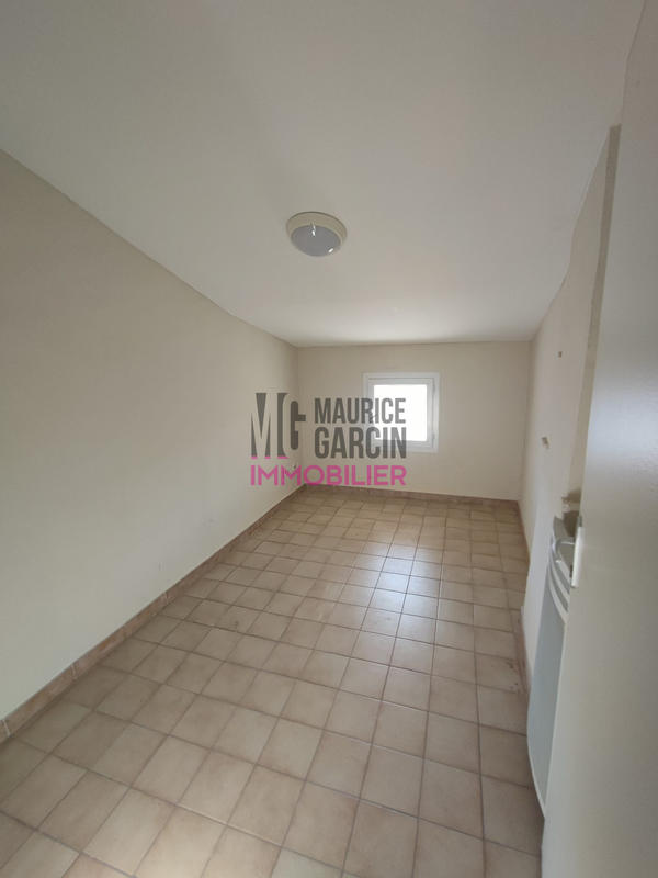 Mas - 150 m² - 8 pièces