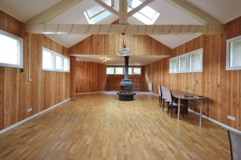 Propriété - 1 000 m² - 15 pièces