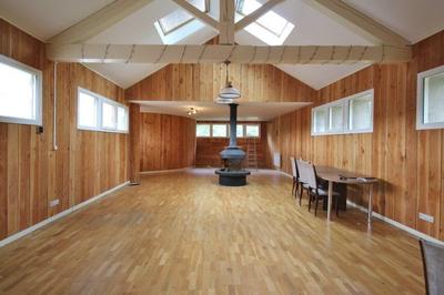 Propriété - 1 000 m² - 15 pièces