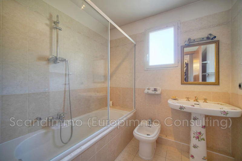 Appartement - 120 m² - 4 pièces