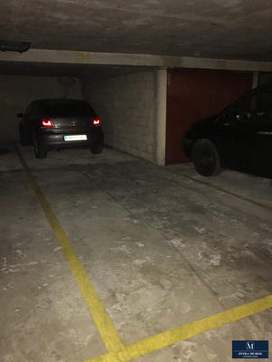 Parking / Garage - 32 m²