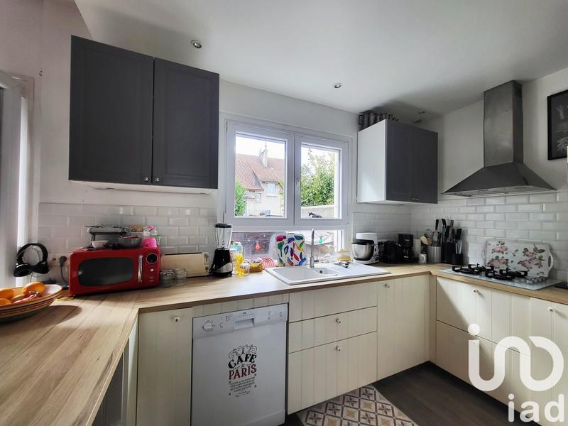 Maison - 94 m² - 5 pièces