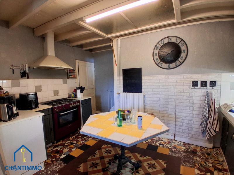 Maison ancienne - 204 m² - 9 pièces