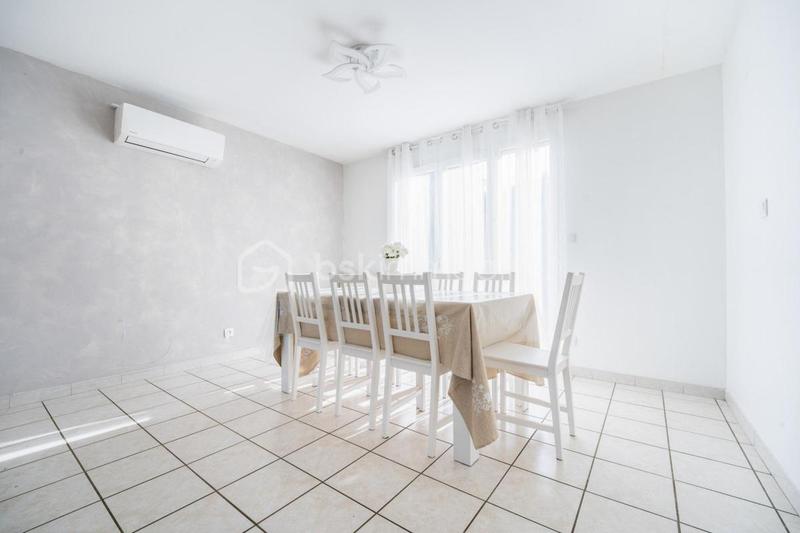 Maison traditionnelle - 152 m² - 6 pièces