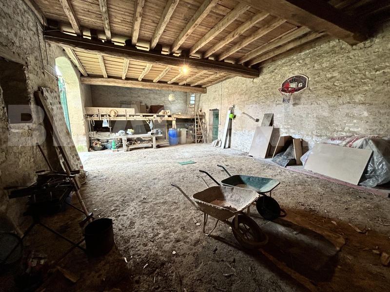 Corps de ferme - 80 m² - 3 pièces