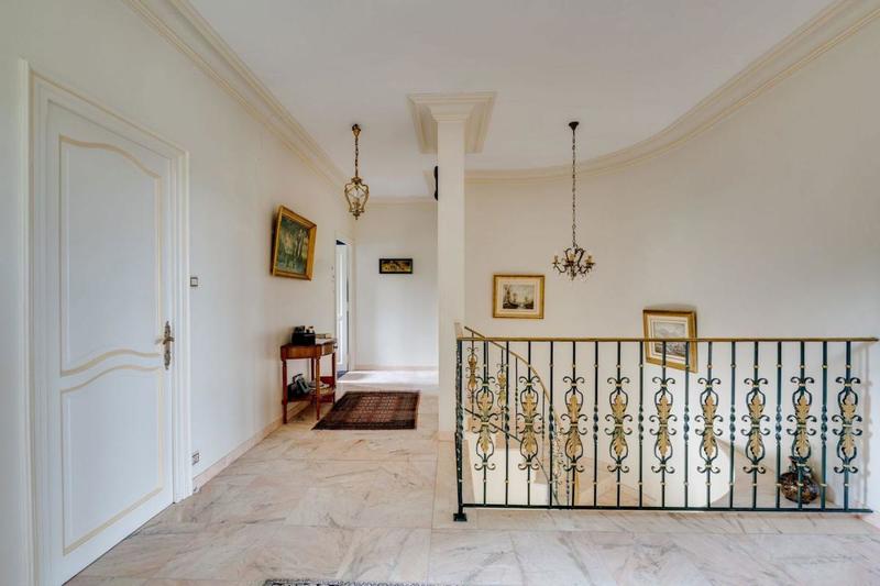 Maison de maîtres - 280 m² - 7 pièces