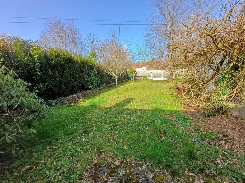 Maison - 211 m² - 8 pièces