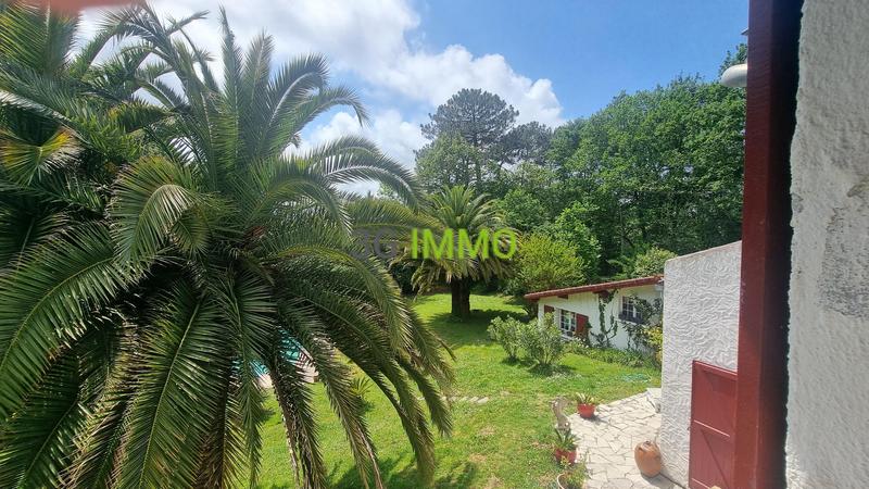 Villa - 263 m² - 7 pièces