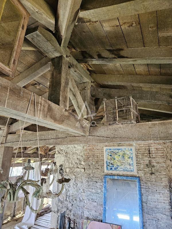 Demeure - 240 m² - 3 pièces