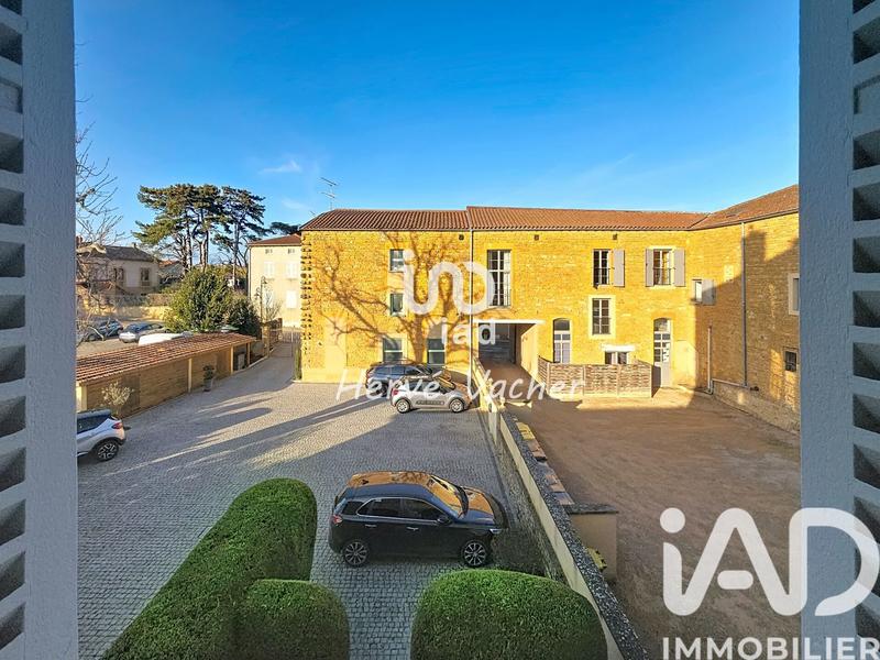 Appartement - 184 m² - 6 pièces