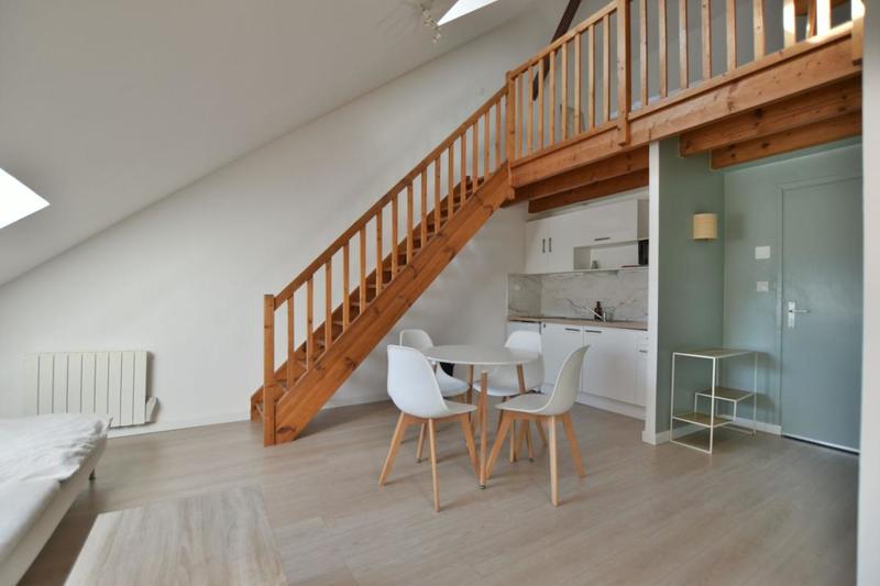 Studio - 33 m² - 1 pièce