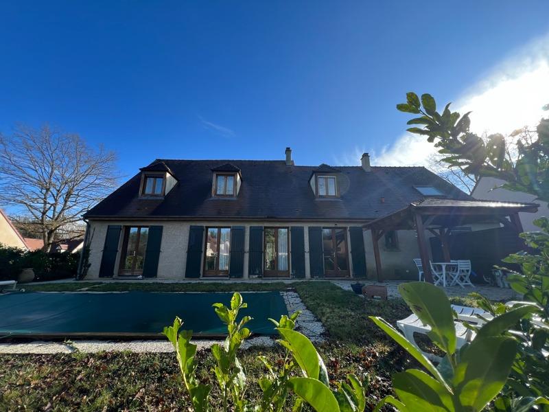 Maison - 190 m² - 6 pièces