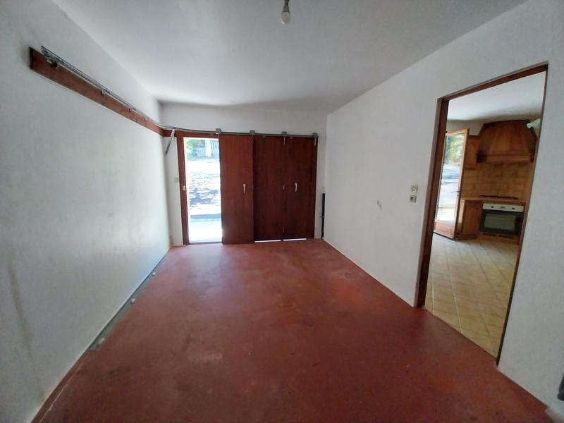 Maison - 239 m² - 8 pièces