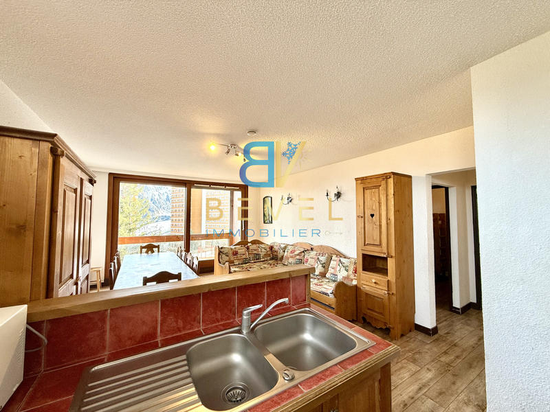 Appartement - 93 m² - 5 pièces