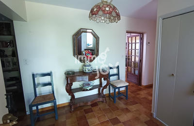 Maison - 180 m² - 5 pièces