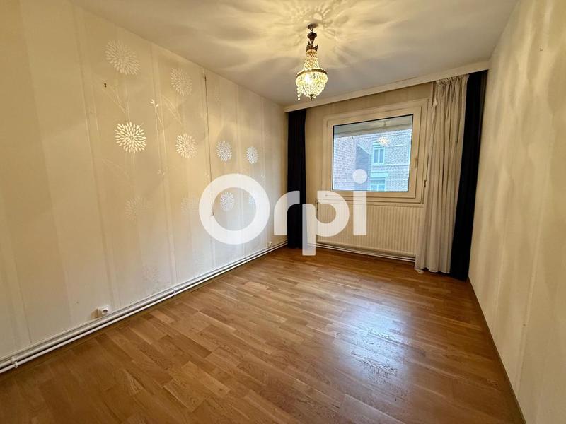 Appartement - 120 m² - 5 pièces
