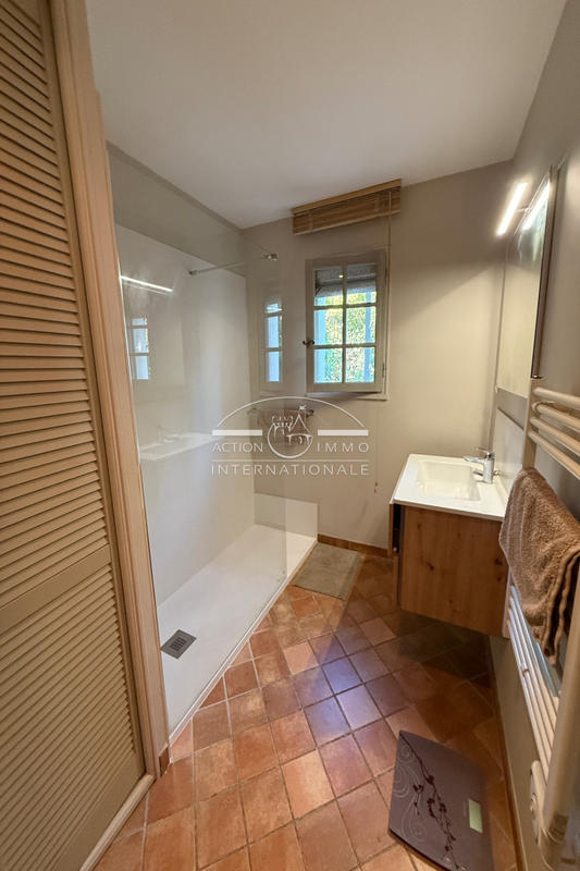 Villa - 150 m² - 6 pièces