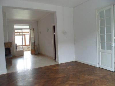 Maison traditionnelle - 182 m² - 6 pièces