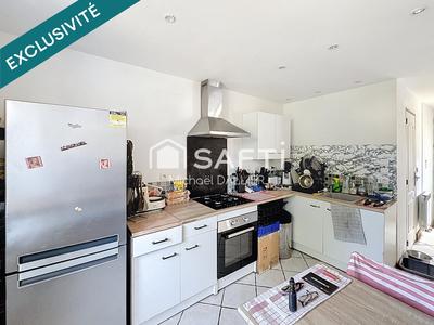 Maison - 92 m² - 4 pièces