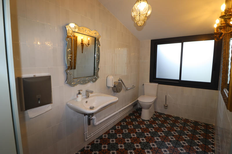 Local commercial - 169 m²