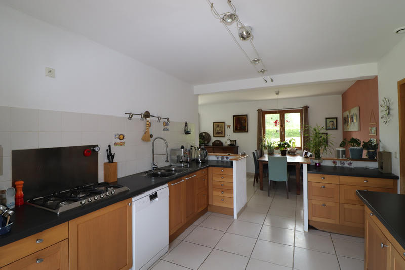 Villa - 182 m² - 6 pièces