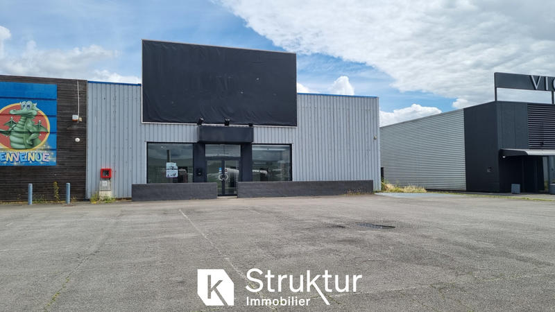 Local commercial - 472 m²