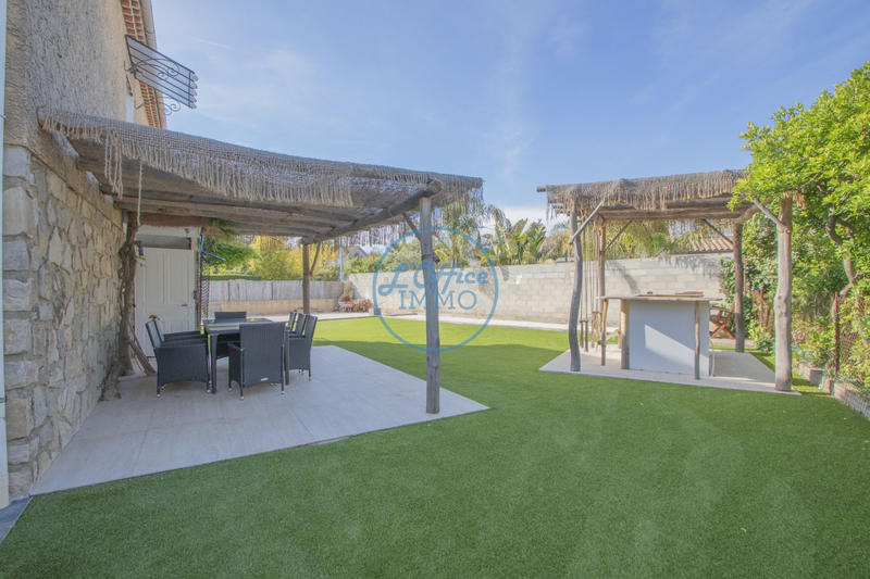 Villa - 130 m² - 7 pièces