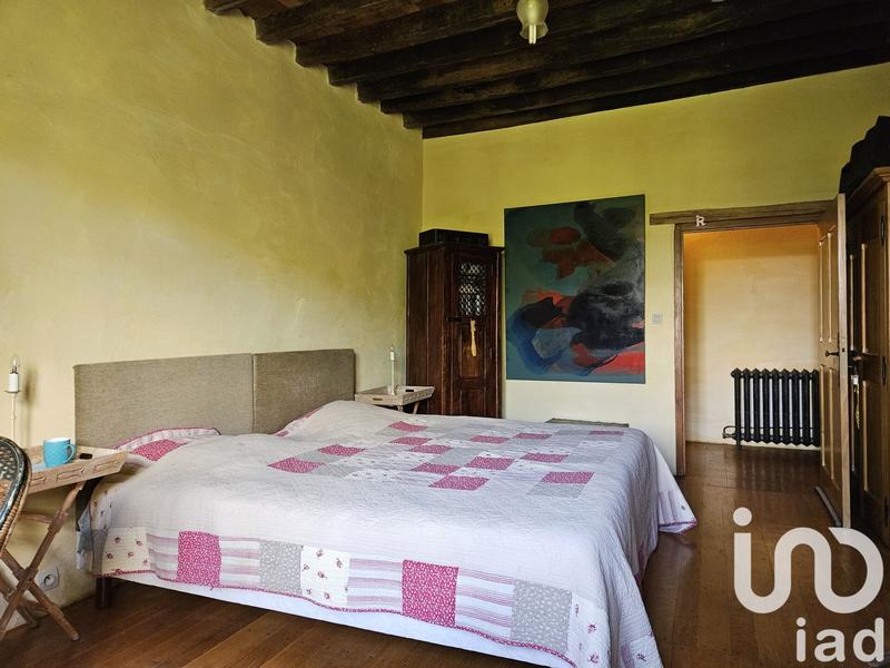 Maison - 365 m² - 7 pièces