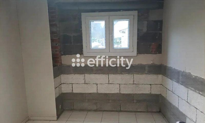 Pavillon - 250 m² - 10 pièces